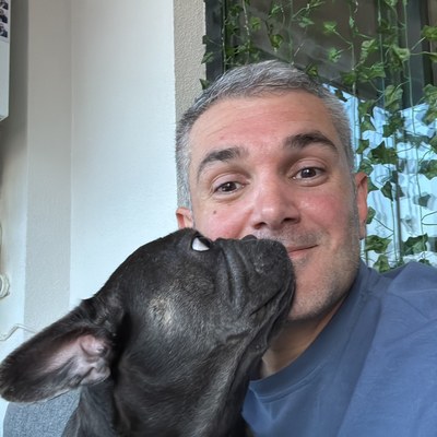 Emre Şişik with Mocha